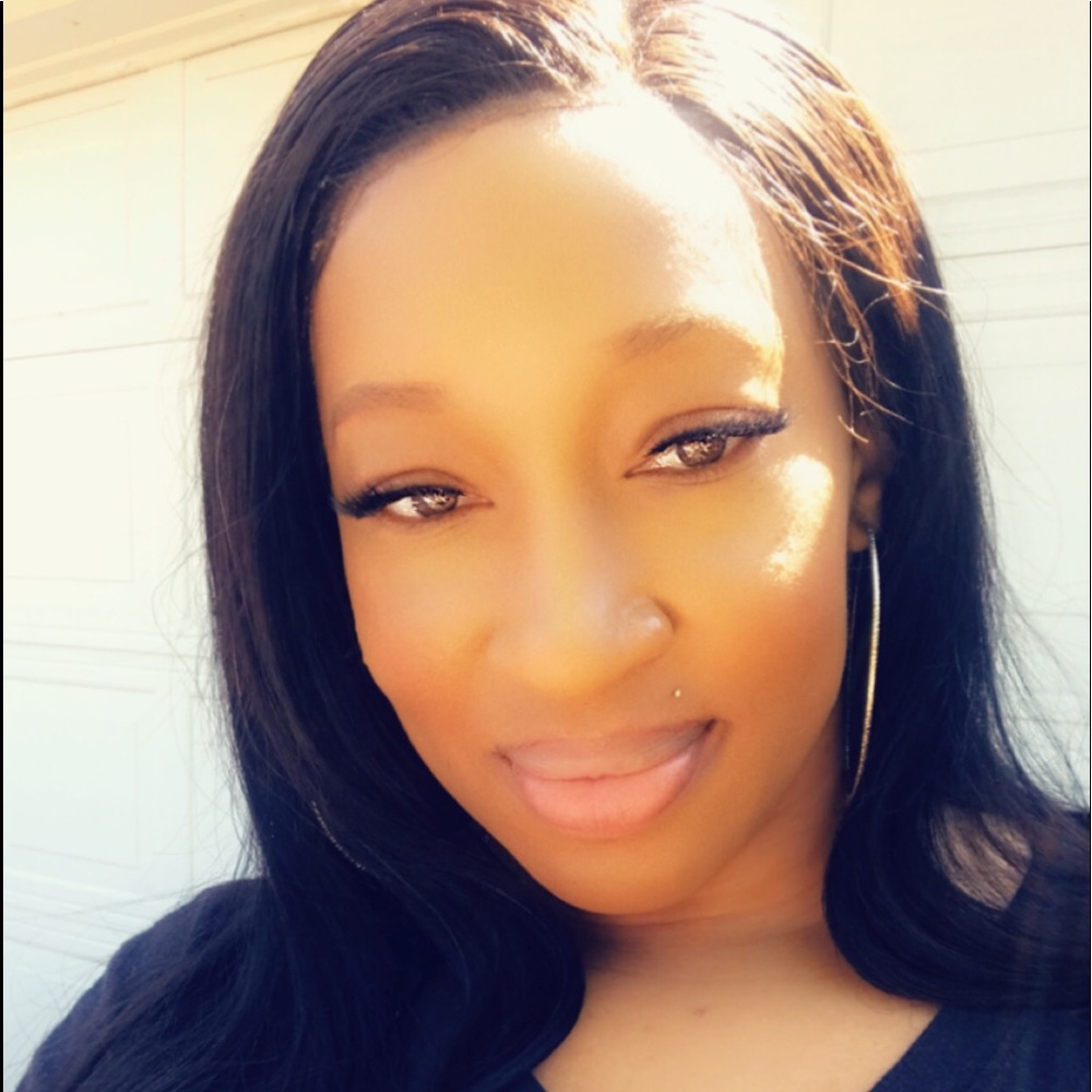 Meet your Posher, Tina